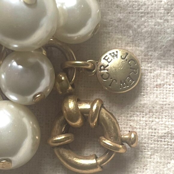 J Crew Faux Pearl Crystal Bracelet Gold Chain Cluster Statement Clasp Wedding - Picture 9 of 10